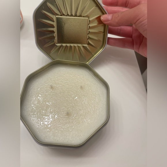 TWO Voluspa 12OZ 3 WICK OCTAGON TIN CANDLE NWOB - Picture 7 of 7